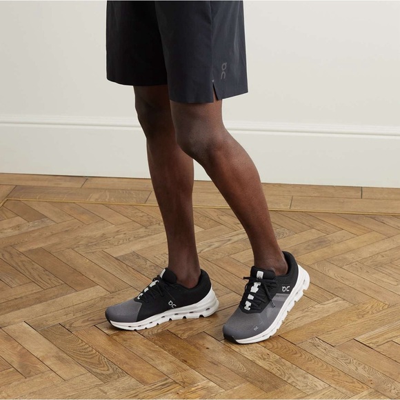 On Cloudrunner Mesh Running Men’s Sneakers - Picture 4 of 11